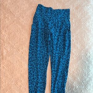 Bombshell Sportswear Blue Leopard Leggings
